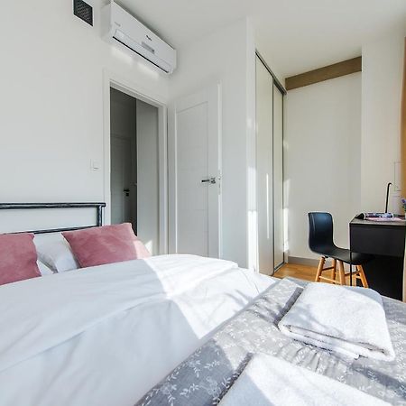 Dworzec Centralny P&O Serviced Apartments ワルシャワ エクステリア 写真