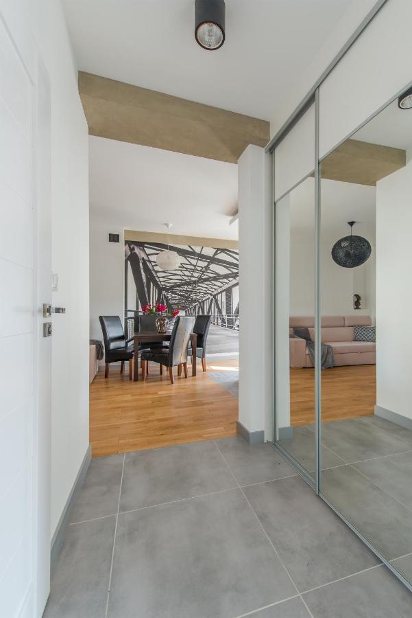 Dworzec Centralny P&O Serviced Apartments ワルシャワ エクステリア 写真