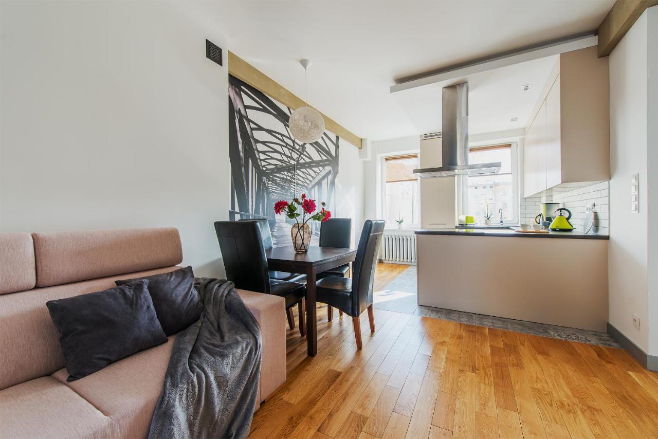 Dworzec Centralny P&O Serviced Apartments ワルシャワ エクステリア 写真