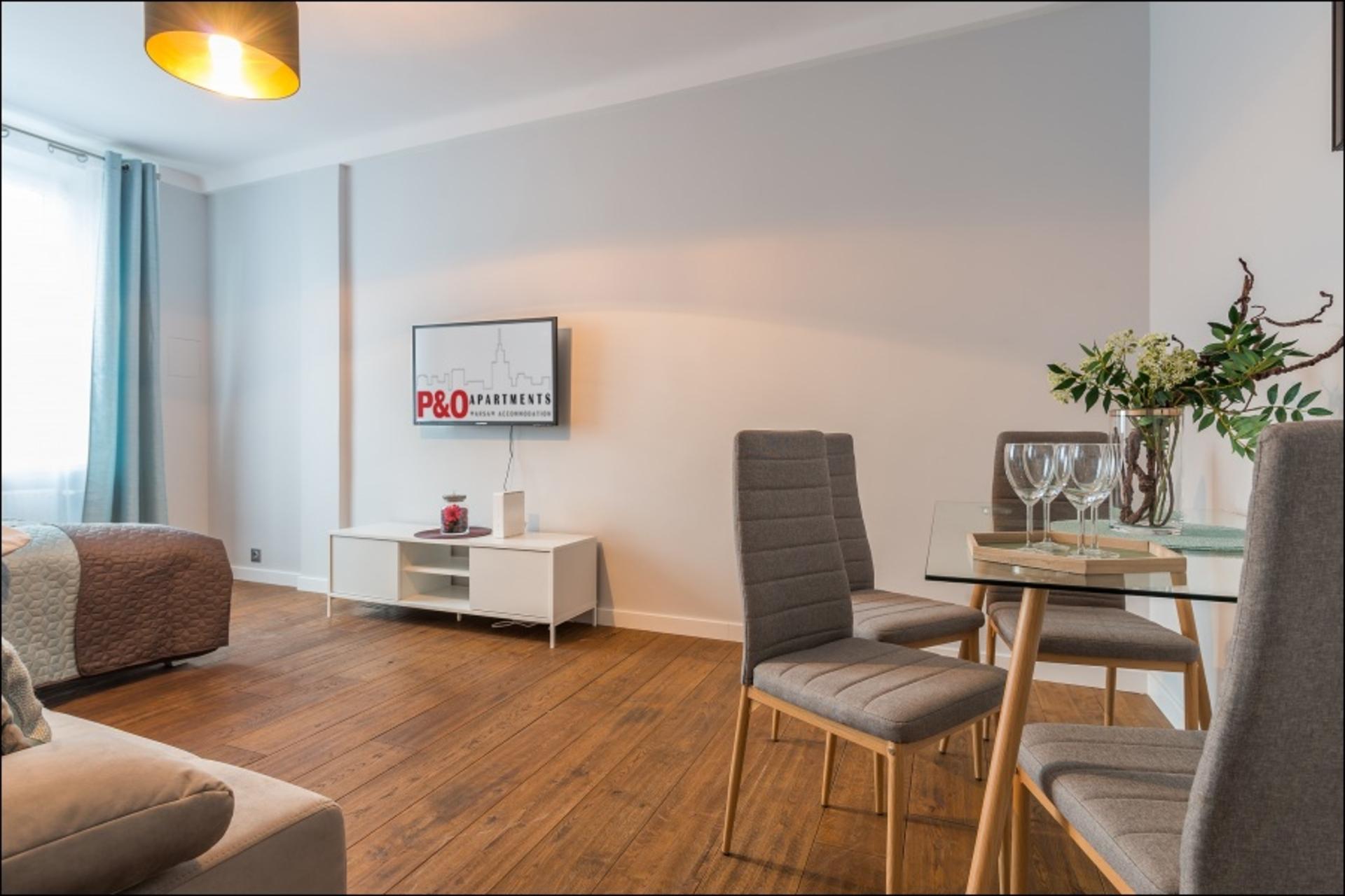 Dworzec Centralny P&O Serviced Apartments ワルシャワ エクステリア 写真